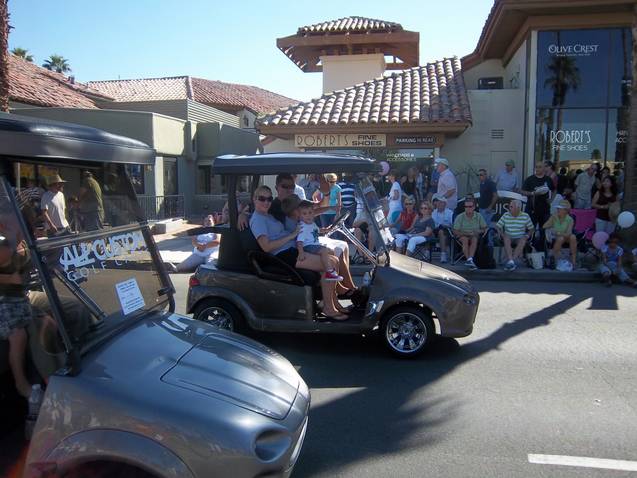 All Custom Golf Cars in parade